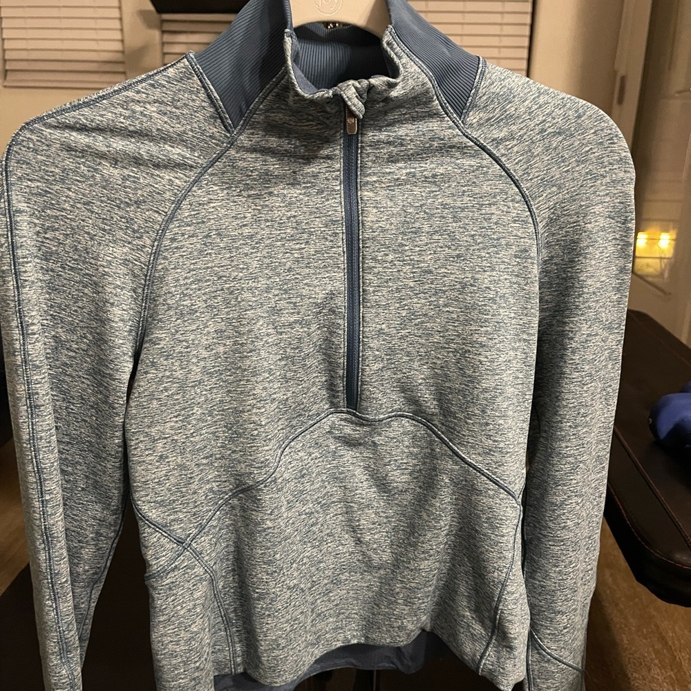 Lululemon Always Alert 1/2 zip crop - Picture 4 of 4